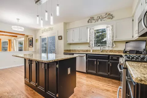 Kitchen - 5108 Turnberry Ct, Plainfield, IL 60586 photo 3 of 3