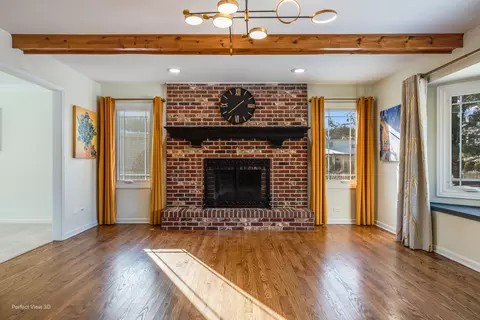 Living - 5108 Turnberry Ct, Plainfield, IL 60586 photo 2 of 4