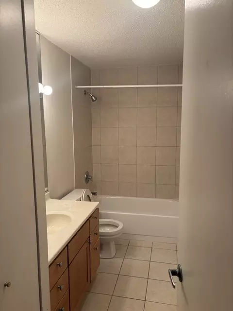 Bath - 30 E Huron St #3601, Chicago, IL 60611 photo 1 of 1