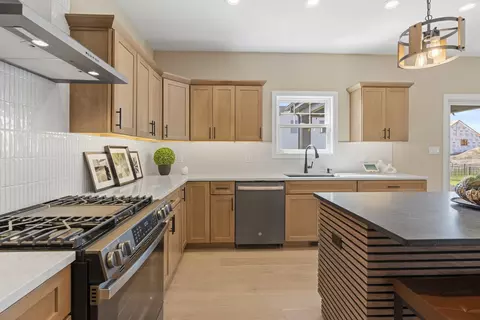 Kitchen - 5833 W 134th Ave, Cedar Lake, IN 46303 photo 4 of 6