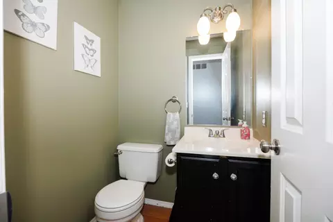 Bath - 312 Clover Ct, Bloomington, IL 61701 photo 1 of 3