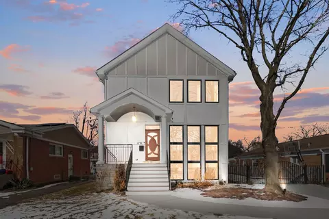 170 W Burlington St, Riverside, IL 60546