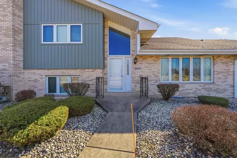 10641 Rachel Ln #3, Orland Park, IL 60467