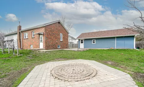 Exterior - Undisclosed, Seneca, IL 61360 photo 2 of 9