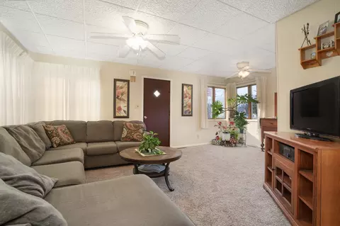 Living - Undisclosed, Seneca, IL 61360 photo 3 of 3