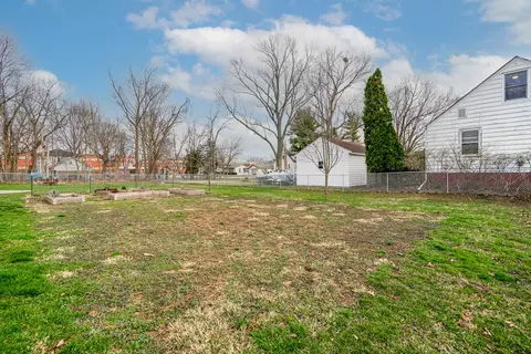 Exterior - Undisclosed, Seneca, IL 61360 photo 7 of 9