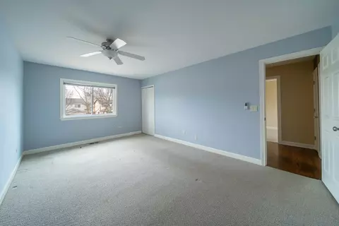 Bedroom - 1504 Chippewa Trl, Wheeling, IL 60090 photo 3 of 7