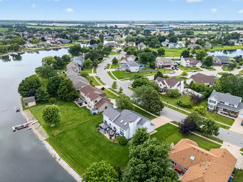 View/Area - 604 Mahoney Dr, Minooka, IL 60447 photo 9 of 20