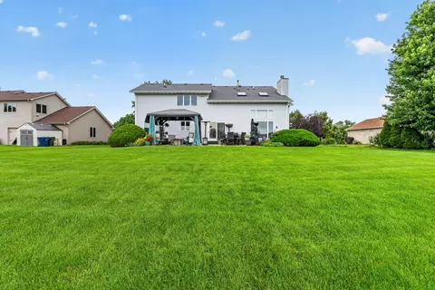 Exterior - 604 Mahoney Dr, Minooka, IL 60447 photo 11 of 18
