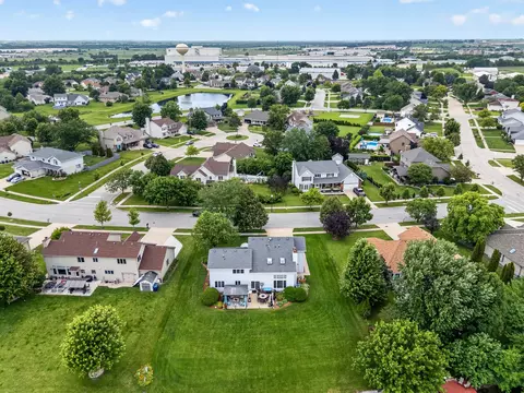 View/Area - 604 Mahoney Dr, Minooka, IL 60447 photo 8 of 20