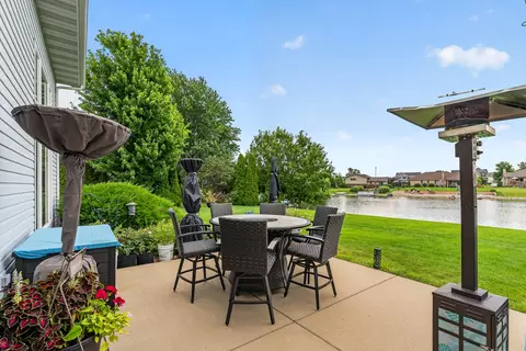 Exterior - 604 Mahoney Dr, Minooka, IL 60447 photo 15 of 18