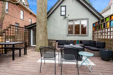 Exterior - 933 Maple Ave, Evanston, IL 60202 photo 3 of 7
