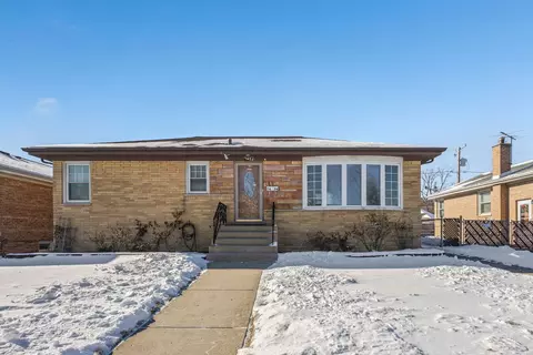 7424 Crawford Ave, Skokie, IL 60076