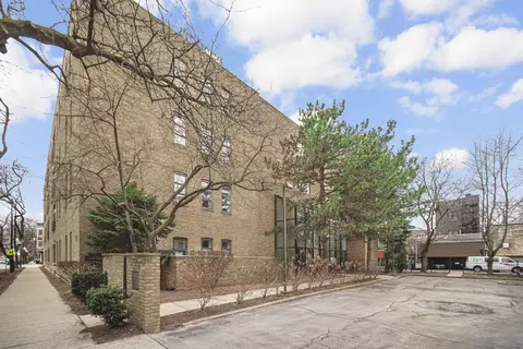 2100 N Racine Ave #1C, Chicago, IL 60614