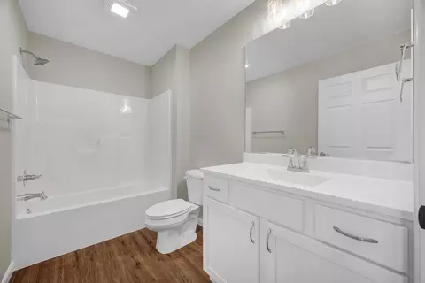 Bath - 218 Cassidy Rd, Normal, IL 61761 photo 1 of 2