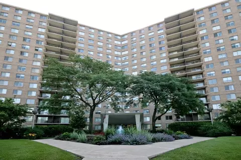 Undisclosed, Chicago, IL 60645