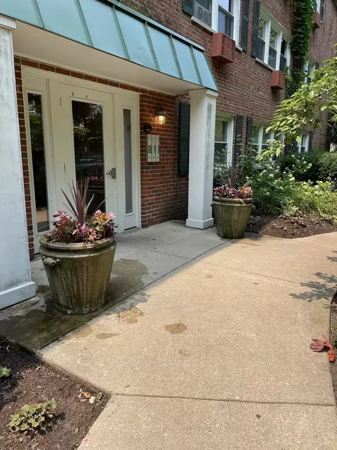 1414 Elmwood Ave #3F, Evanston, IL 60201