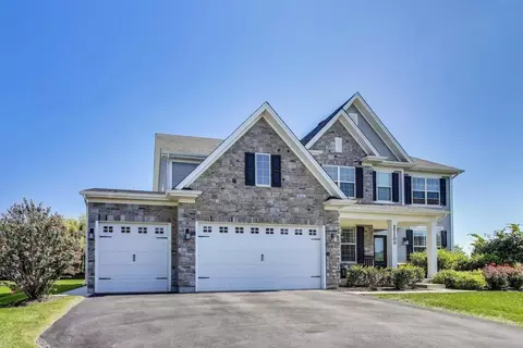 27100 Timber Wood Ct, Plainfield, IL 60585