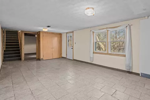 Living - 3102 15th Street A, Moline, IL 61265 photo 5 of 7