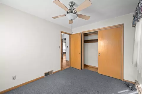 Bedroom - 3102 15th Street A, Moline, IL 61265 photo 7 of 7
