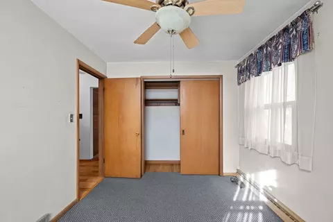 Bedroom - 3102 15th Street A, Moline, IL 61265 photo 6 of 7