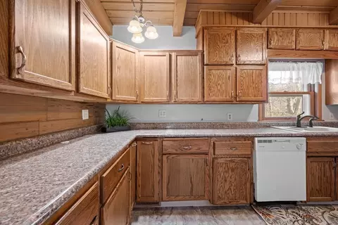 Kitchen - 3102 15th Street A, Moline, IL 61265 photo 4 of 4