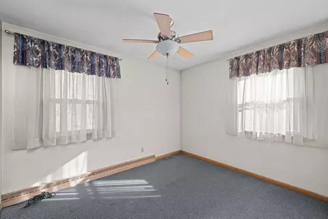 Bedroom - 3102 15th Street A, Moline, IL 61265 photo 5 of 7