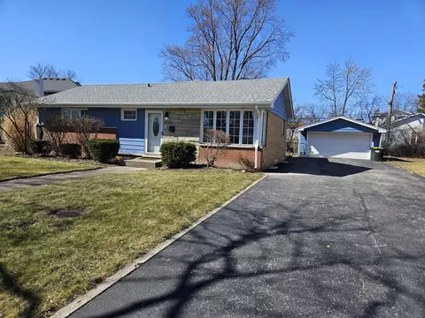 3 N N264 N Howard Ave, Elmhurst, IL 60126