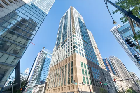 2 Erie St #3714, Chicago, IL 60611
