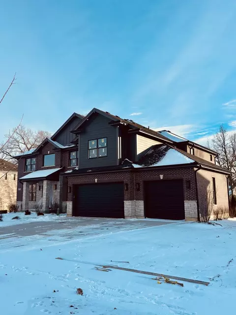 1178 Sycamore Dr, Lake Zurich, IL 60047