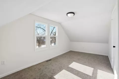 Bedroom - 1638 20 Ave, Moline, IL 61265 photo 2 of 7