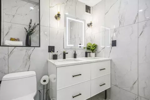 100 E Walton St #14D, Chicago, IL 60611 photo 26