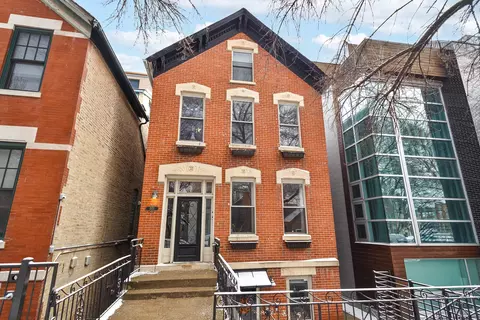 1551 N Honore St, Chicago, IL 60622