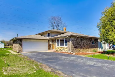 10864 Liberty Grove Dr, Willow Springs, IL 60480