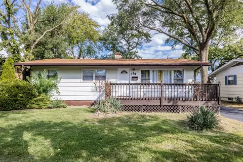 14 Arrowhead Dr, Thornton, IL 60476 photo 2