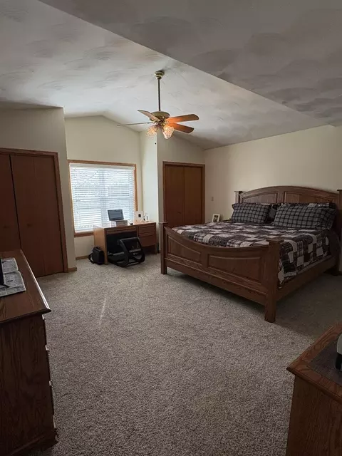 Bedroom - 1914 Sun Mill Ct, Springfield, IL 62704 photo 6 of 6