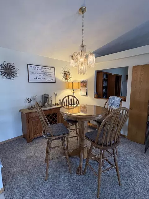 Dining - 1914 Sun Mill Ct, Springfield, IL 62704 photo 1 of 1
