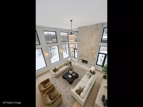 Living - 9427 Falling Waters Dr, Burr Ridge, IL 60527 photo 4 of 9