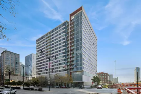 659 W Randolph St #1401, Chicago, IL 60661