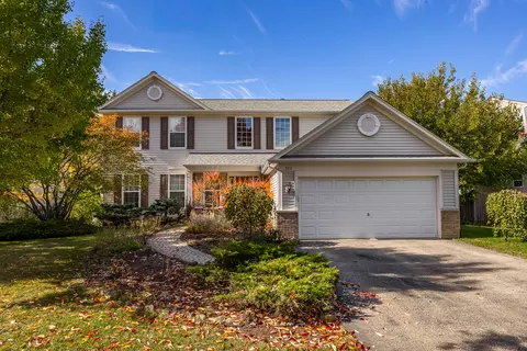 133 N Cranberry St, Bolingbrook, IL 60490