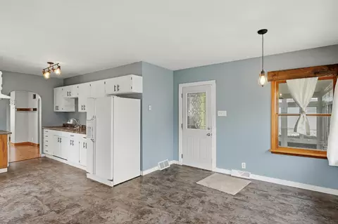 Other - 1024 Avery Ave, Dixon, IL 61021 photo 2 of 5