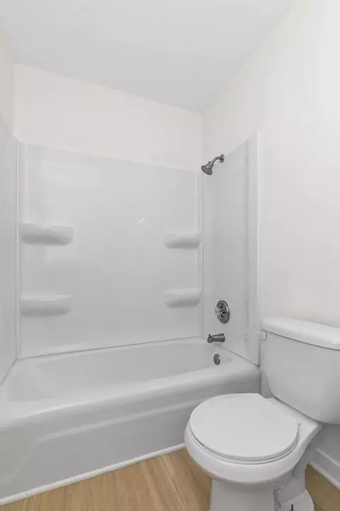 4602 W Northfox Ln #7, Mchenry, IL 60050 photo 11