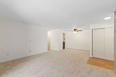 4602 W Northfox Ln #7, Mchenry, IL 60050 photo 3