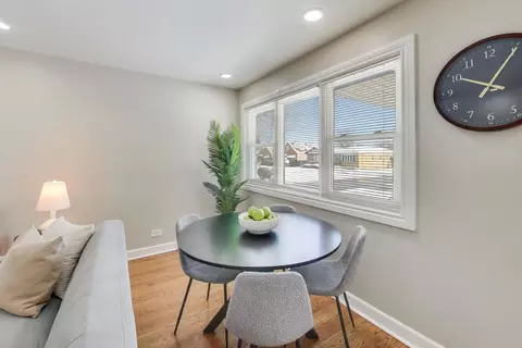 Dining - 9100 S Emerald Ave, Chicago, IL 60620 photo 1 of 1