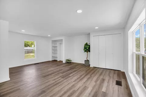 1212 W Healey St, Champaign, IL 61821 photo 34