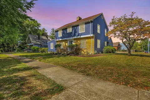 1212 W Healey St, Champaign, IL 61821 photo 4