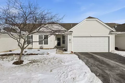 13032 Briargate Dr, Huntley, IL 60142
