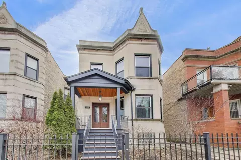 2519 W Iowa St, Chicago, IL 60622