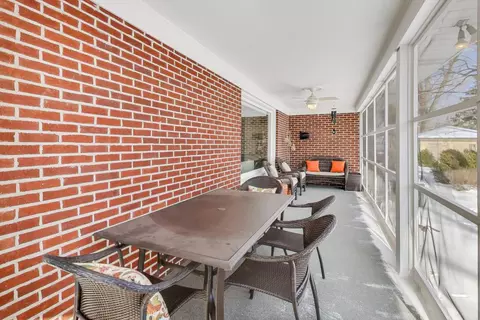 925 Indian Rd, Glenview, IL 60025 photo 33