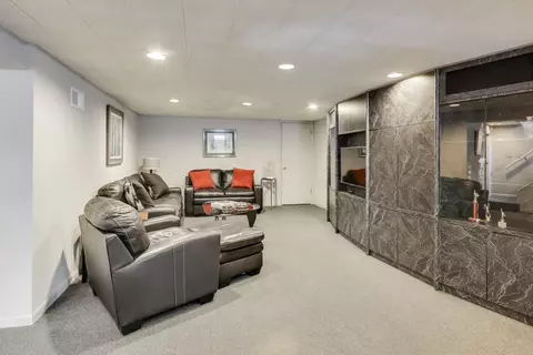 925 Indian Rd, Glenview, IL 60025 photo 23